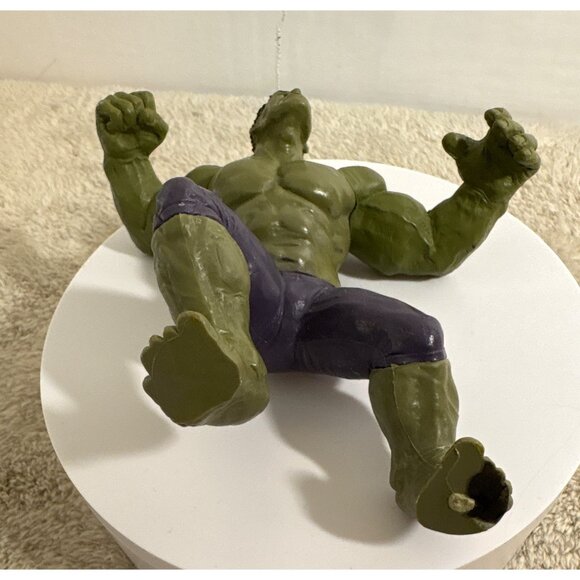 Marvel Hulk Action Figure 5" Collectible Toy - Green & Purple Design - Picture 3 of 7